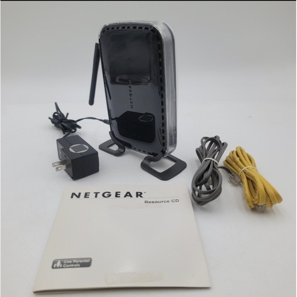 Netgear N150 Wireless Router WNR1000 v3 Black with Power Adapter and Cables